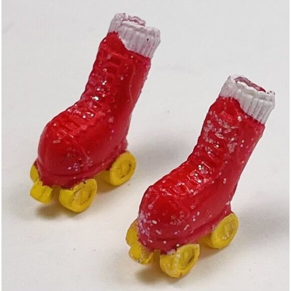 MGA Lalaloopsy Minis Mini Doll SPOT SPLATTER SPLASH Carnival REPLACEMENT SKATES - Picture 2 of 3